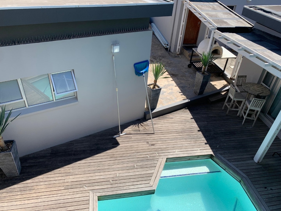7 Bedroom Property for Sale in Gonubie Eastern Cape